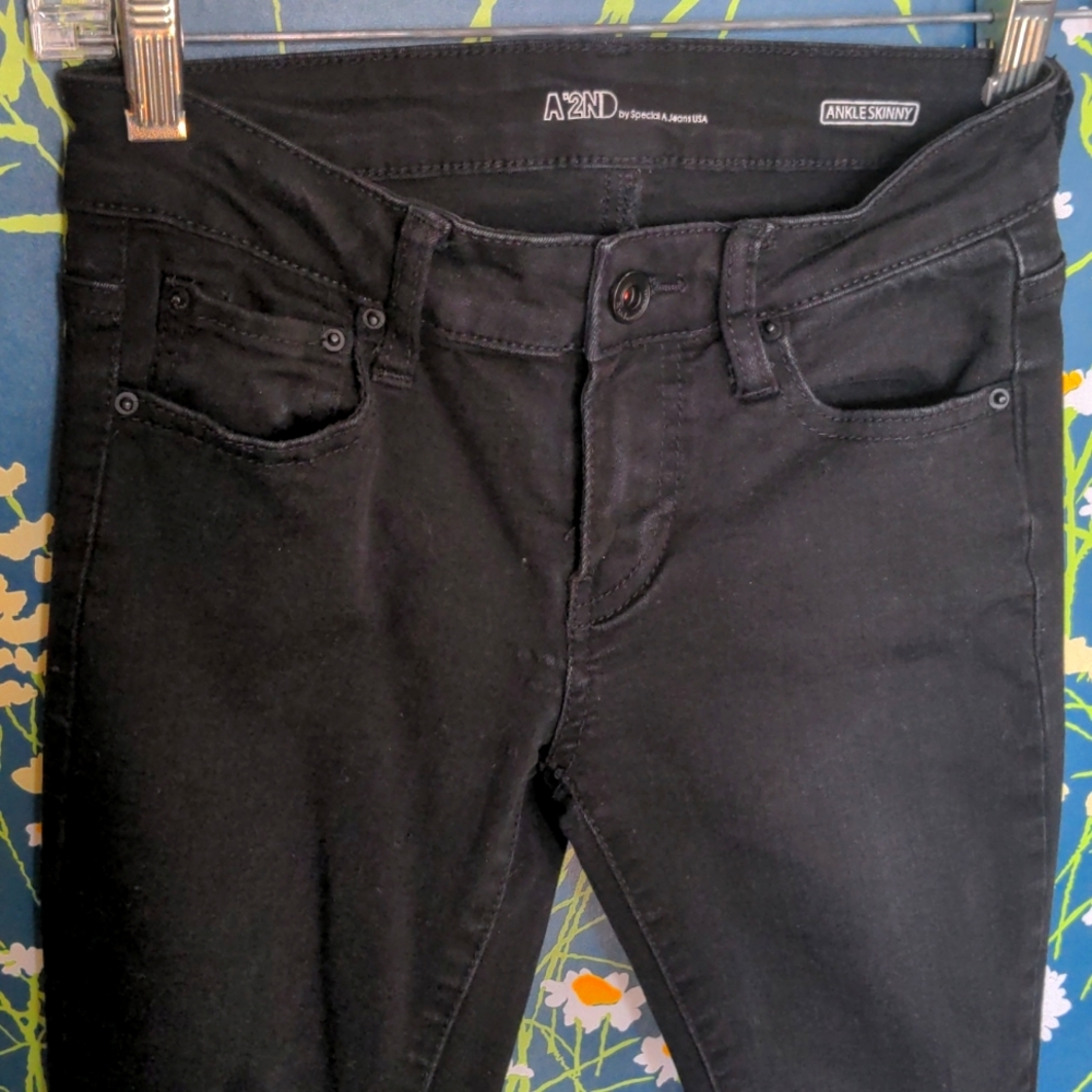 A2ND Black Distressed Skinny Jeans